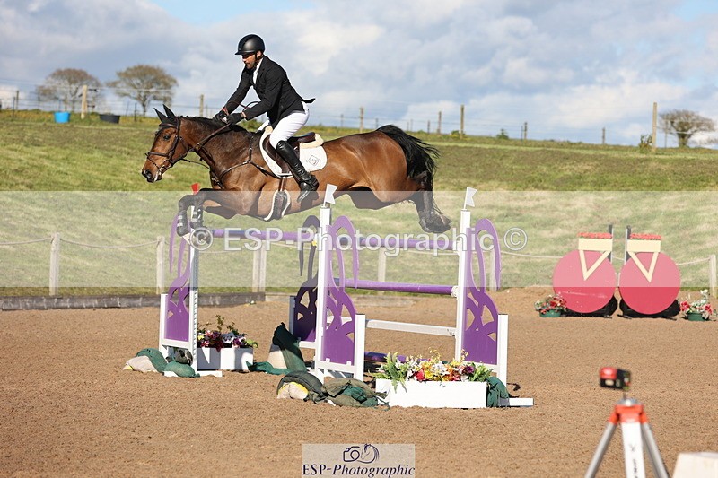 240419A-172650-09794 - Cls 10, 2 Star Big Tour 145cm  Break to End