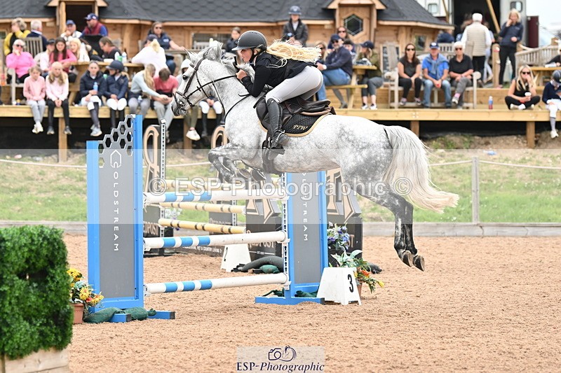 240630A-132050-13657 - Cls 25 HOYS 138cm Qualifier