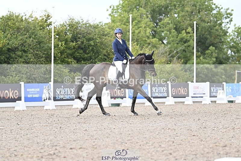 250907-103409-06281 - 027-Amanda.KingInvincible