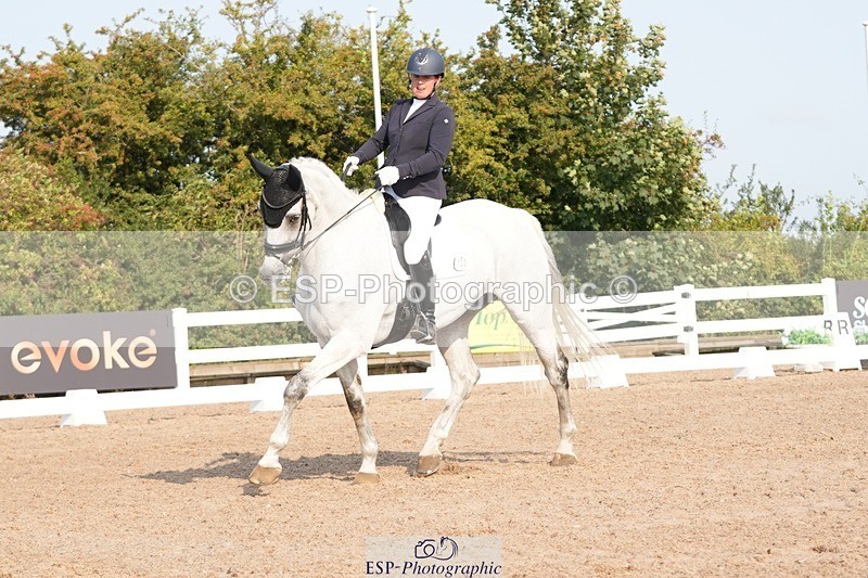 250817-092659-07535 - 122-Stacey.BlunnDiamond.Bobby