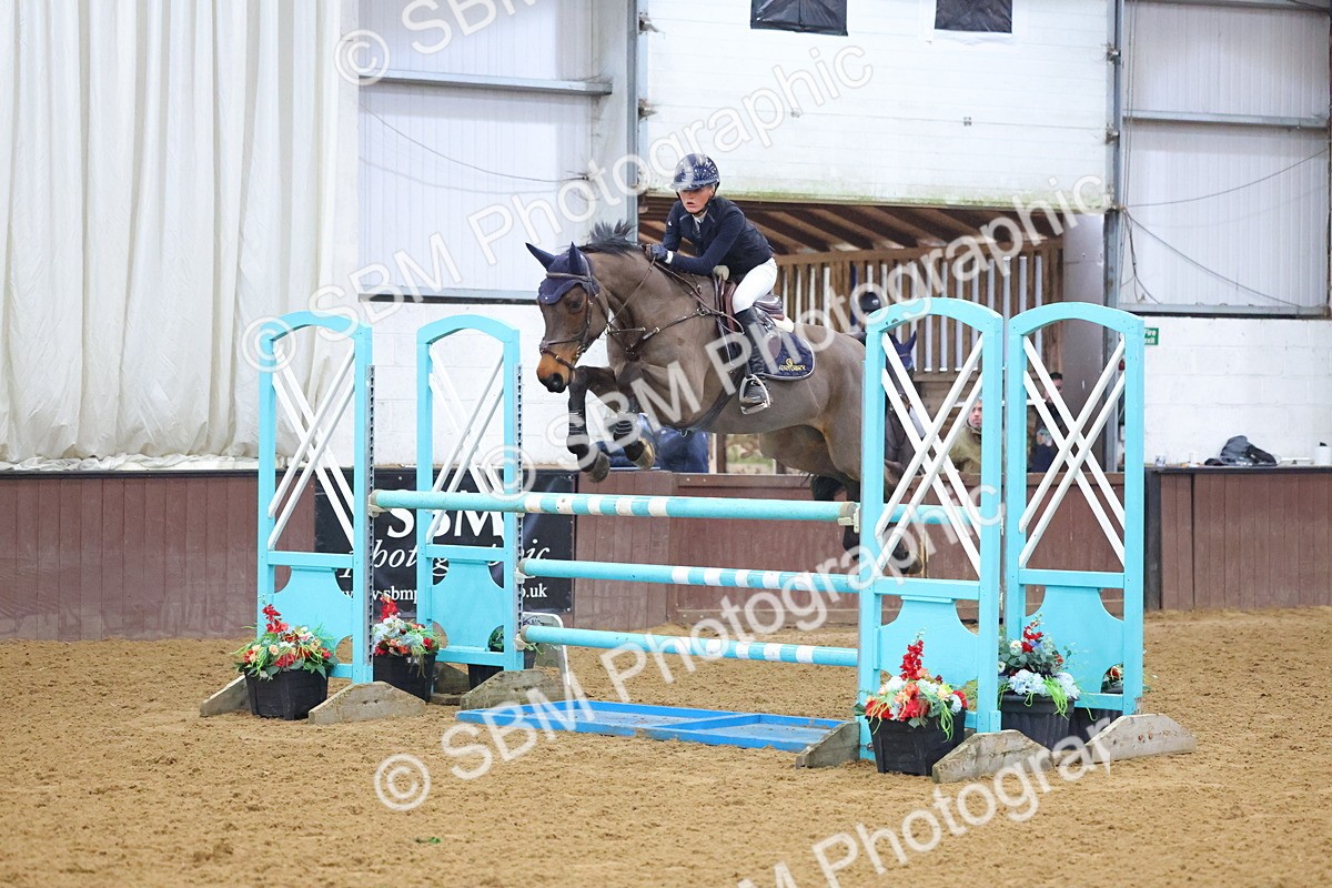 SBM_001970 - Class 15 - Senior Newcomers - First Round (1.10m)