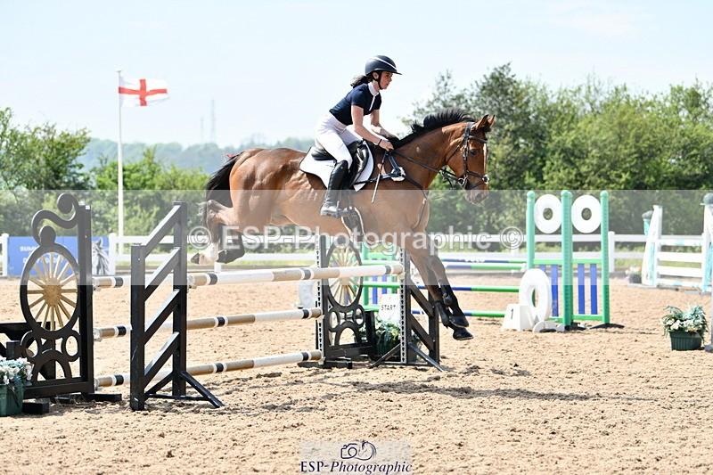 240512A-145700-19216 - Cls 43 95cm National Am Quali