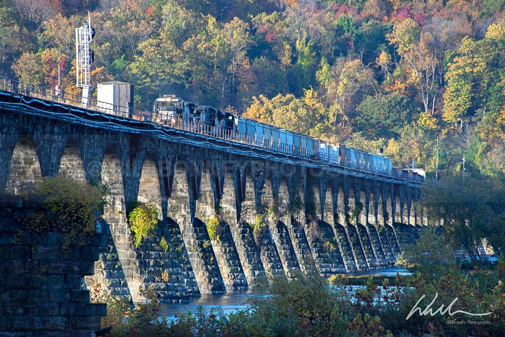 rockville-bridge-train