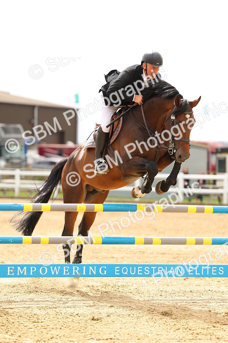 SBM_009299 - Class 2 - Senior Discovery - 1.00m Open