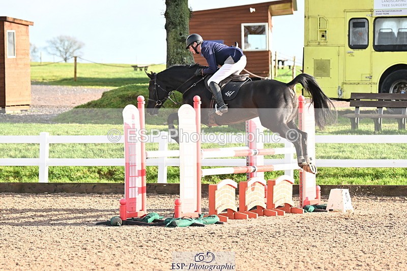 231209A-111817-01608 - Cls 11 Snr 1.05m Open