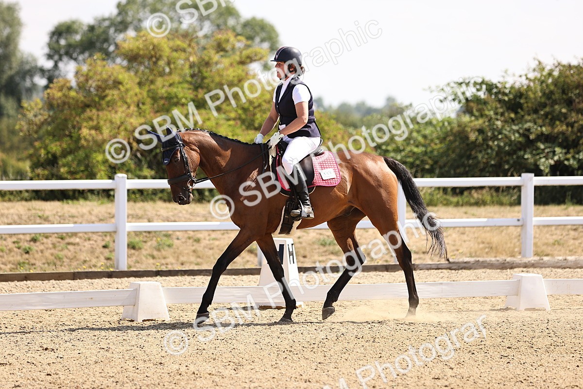 SBM_006505 - Intro 3 - 9.46-10.46