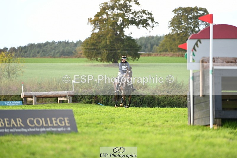 251024A-153914-14836 - C-246-Simon.Vatcher