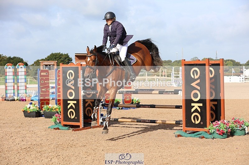 250911-095636-00528 - Cls 1 Snr 1.05 & 1.10m