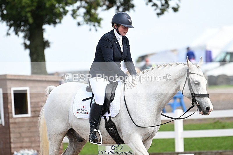 250907-132944-10167 - 065-Jessica.PerrySilver.Secret