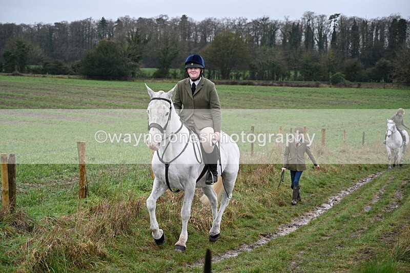 WJ7_9439 - Walk out..