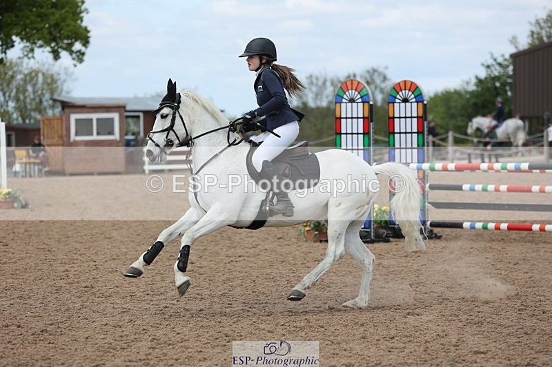 250504-124310-02552 - Cls 5 Pony Foxhunter and 1.10m Open