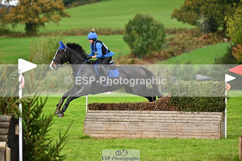 251025A-132421-20286 - F-467-Shareen.Akhtar