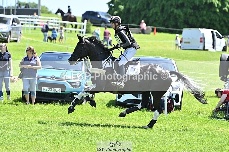 240525-123334-14108 - 377-HONEYBROOK_EXTRA_SPECIAL-Tom_Rowland