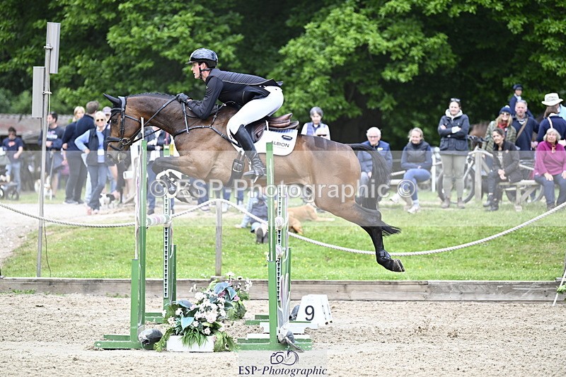 250525A-115201-17152 - B-351-Will.Rawlin-MACKENZY