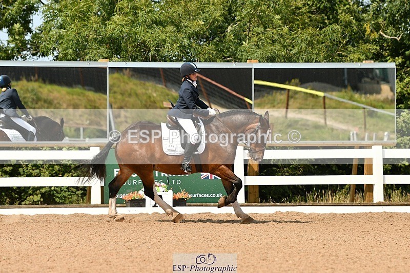 250817-115949-08720 - 218-Carol.QuantrillCormoy.Lad