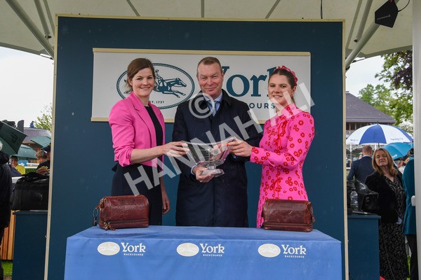 190523-Race 2-Sounds Of Heaven-0161 - Race 2 2.25pm Oaks Farm Stables Fillies' Stakes