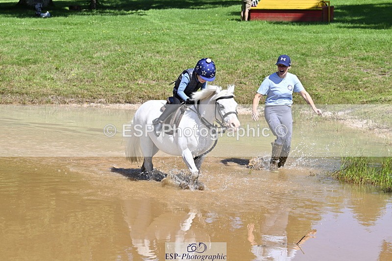 240728B-111604-01355 - Gemma's Group XC