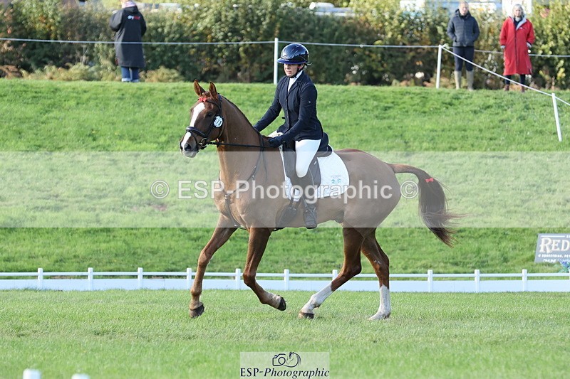 251024A-144412-14271 - G-573-Lisa.Stock