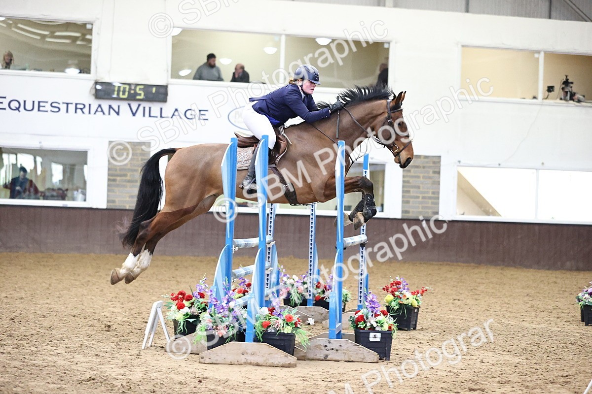 SBM_004802 - Class 16 - Senior Newcomers - 1.10m