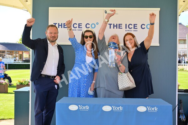  - Race 6 4.50pm The Ice Co supporting Macmillan Stakes