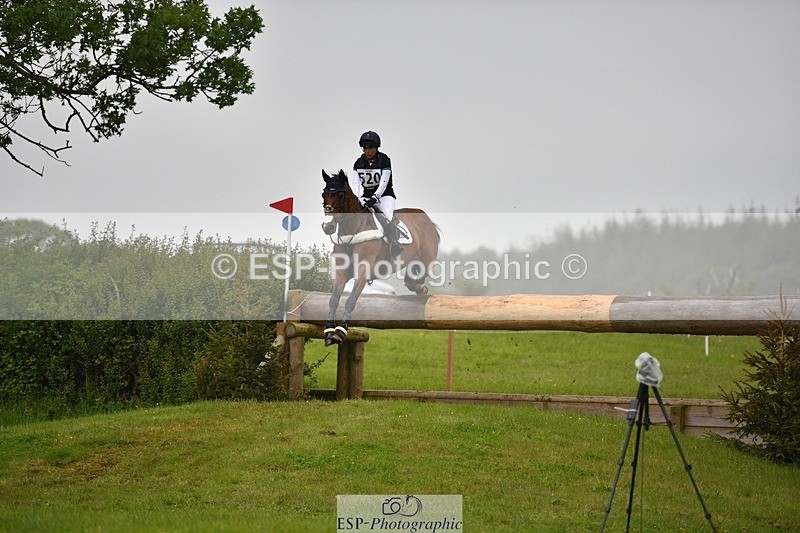 240526-134032-22608 - 520-LONDON_52-Laura_Collett