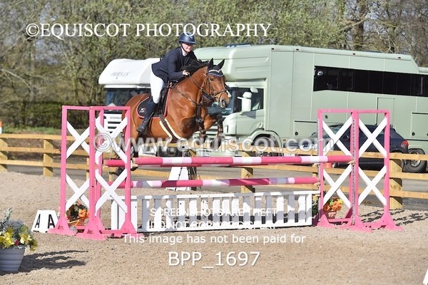 BPP_1697 - CLASS 18 SUN Senior Newcomers/ 1.10m Open