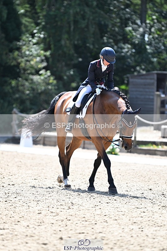 250810A-135100-07137 - 111-Elizabeth.AllenHeraldik