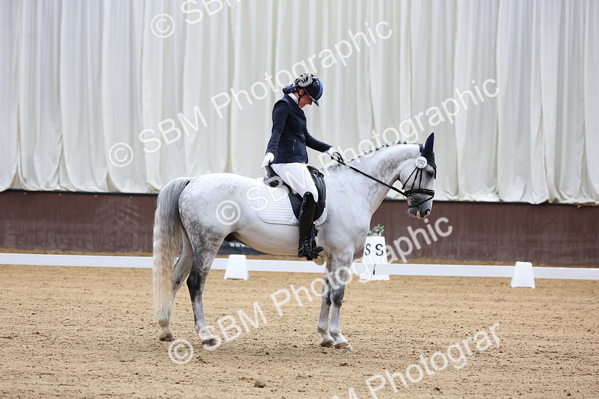 SBM_015945 - Class 15 - Novice FSM - 9.50 - 11.10