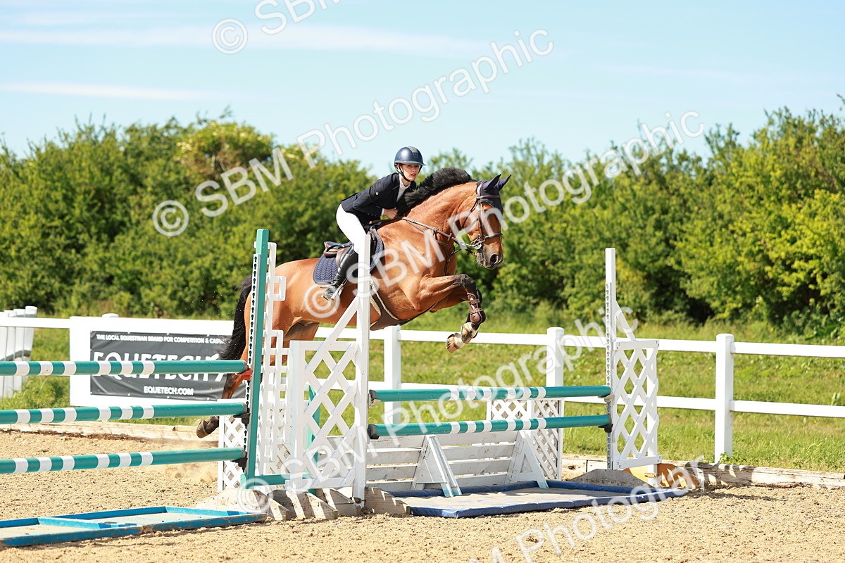 SBM_002683 - Class 4 - Senior Newcomers - 1.10m