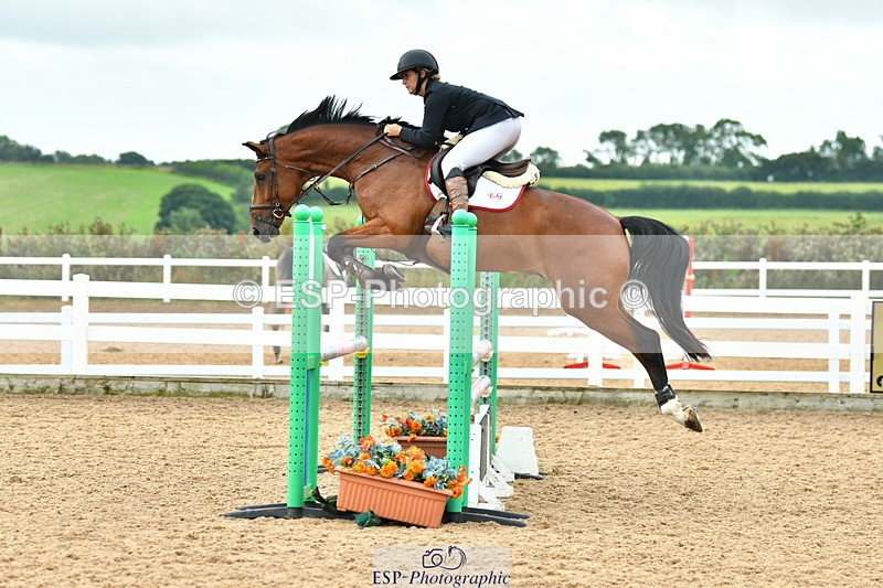 230730A-142645-10315 - Cls 35 1.05m Amateur Quali