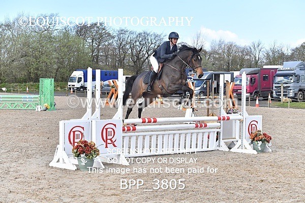 BPP_3805 - CLASS 3 FRI Senior British Novice/ 90cm Open