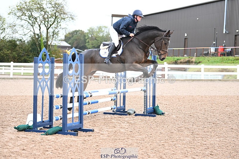 241023A-105115-00412 - Cls 1 British Novice and 90cm Open