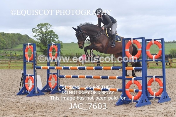 JAC_7603 - CLASS 14  Senior Newcomers/ 1.10m Open