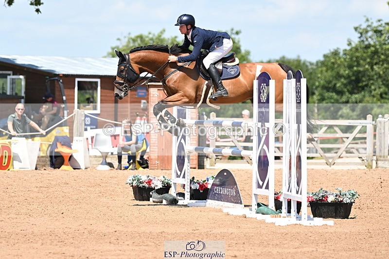 240718A-122223-05049 - Cls 1, 3 Star Small Tour 1.35m