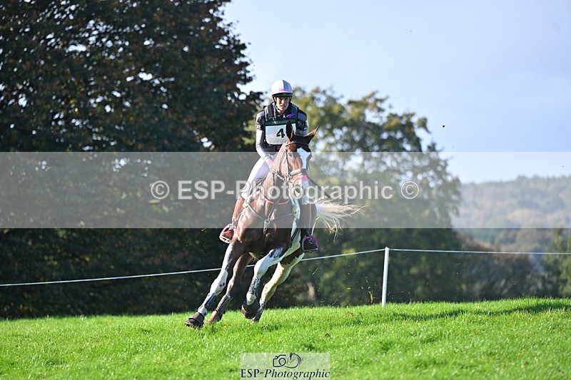 241025-105015-06604 - 004-Claire.Deuten-FOXRIDGE.HIGH.JINX