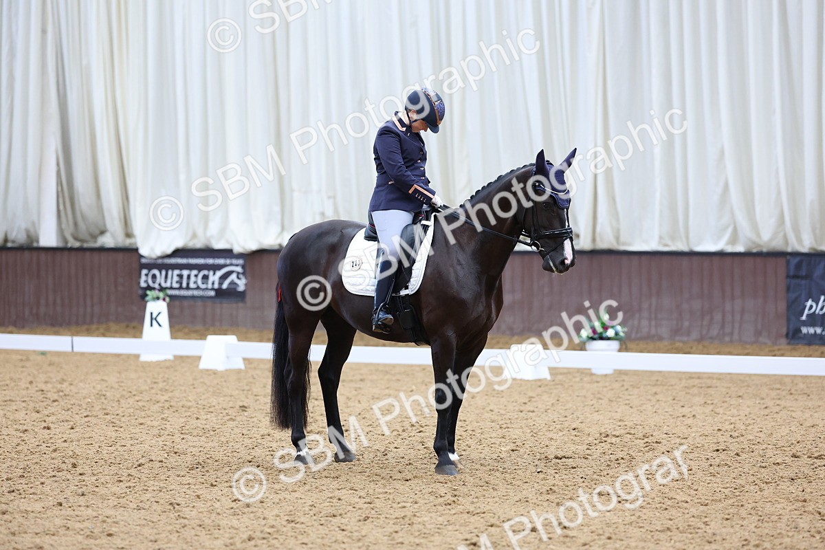 SBM_017000 - Class 16 - Novice FSM - 13.02-13.58