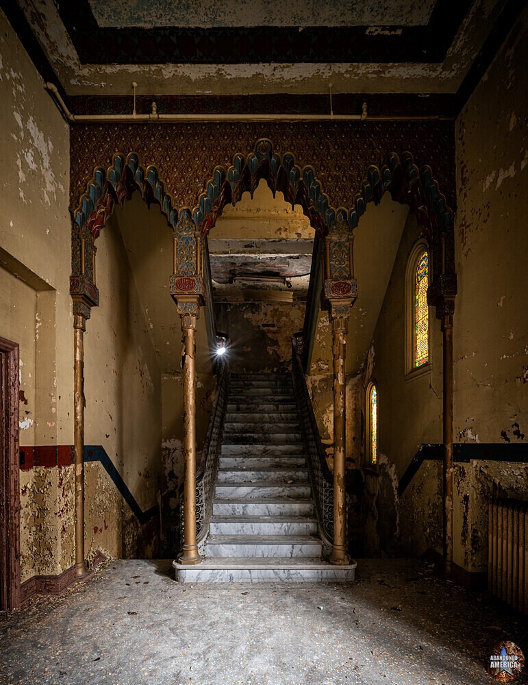 Irem Shrine (Wilkes-Barre, PA) | Lobby Stairwell - Irem Temple
