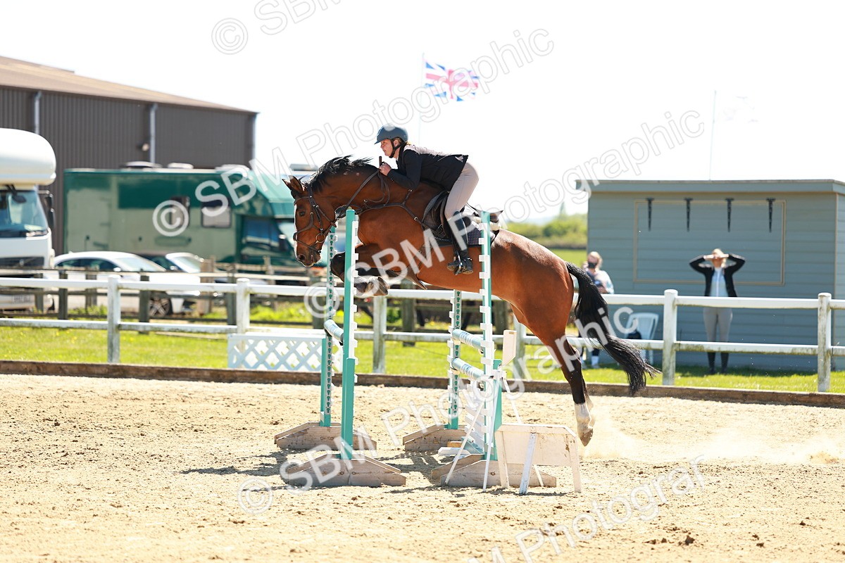 SBM_001377 - Class 4 - Senior Newcomers 1.10m