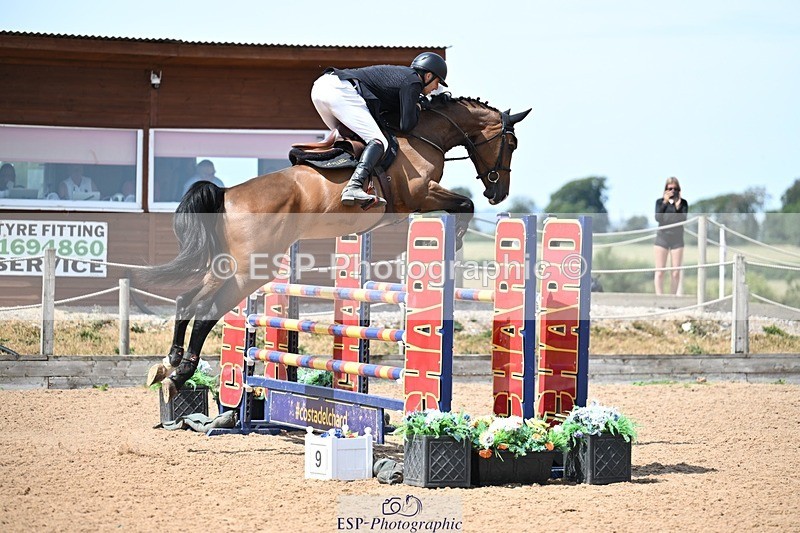 260802-130415-10965 - Cls 51 Chard 5 year olds Jump Off
