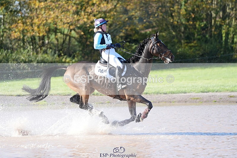 251024A-124715-10802 - B-140-Charlotte.Ward