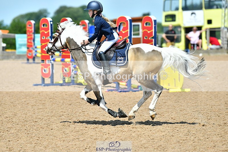 230625A-113322-03786 - Cls 34 Stepping Stones 128 + 138cm