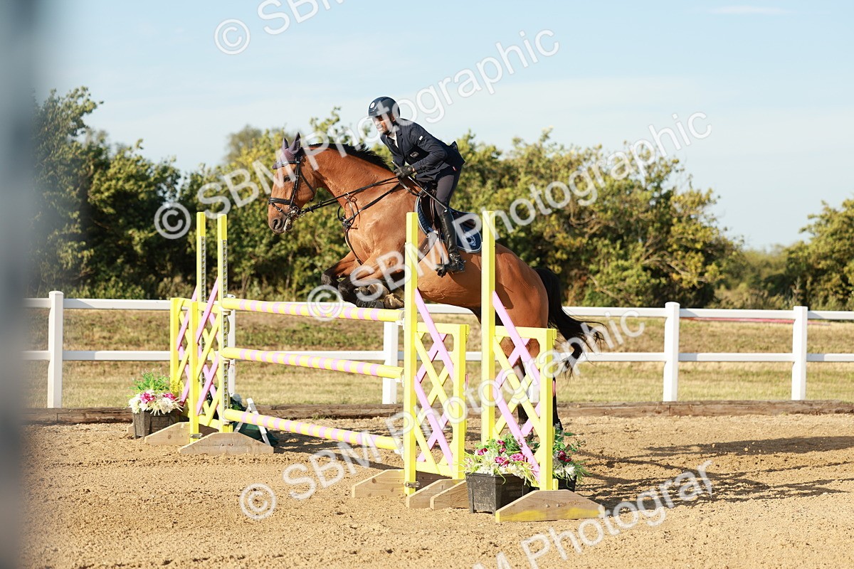 SBM_008912 - Class 6 - National 1.30m 1.40m Open Handicap