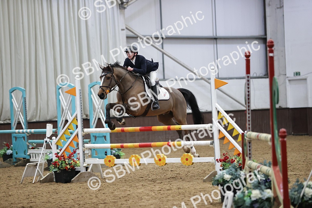 SBM_000911 - Class 3 - Nupafeed Supplements Senior Discovery/ 1m Open