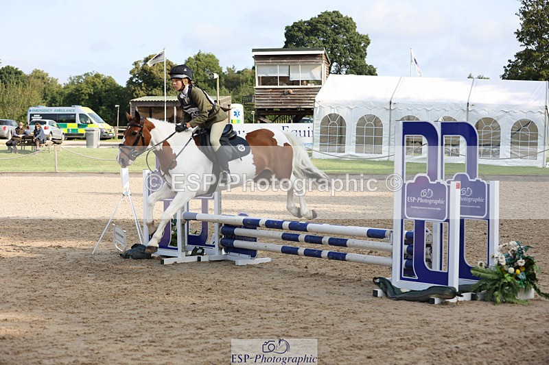 240823X-091422-14460 - 60cm R1 8.30 to 10.00