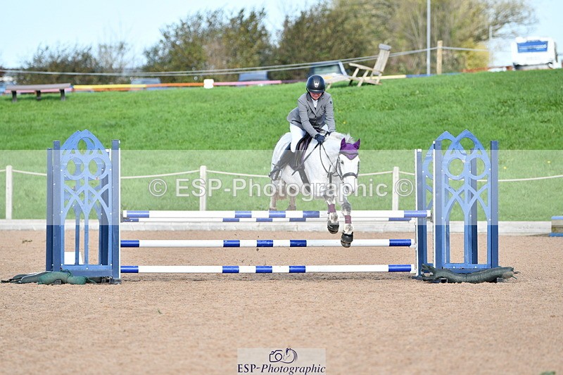 241026A-120212-01116 - SAT Cls 26+27 Club and Schools 90cm