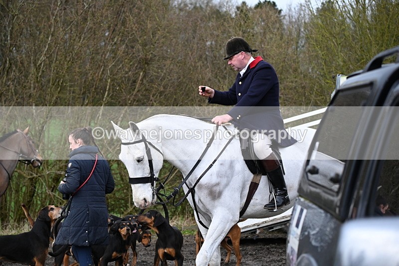 WJ6_8529 - Meet & Line One