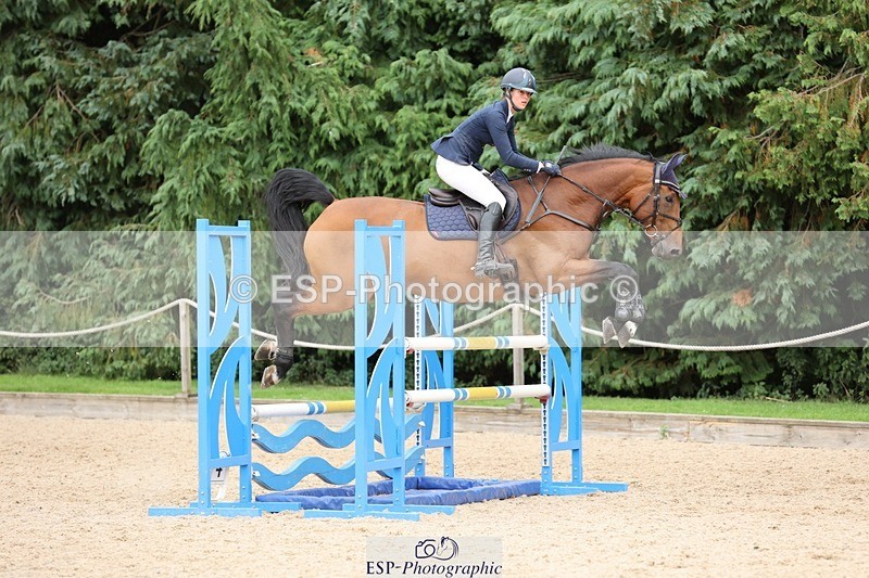 240817-154918-02790 - 06A Snr Fox 1.20m open