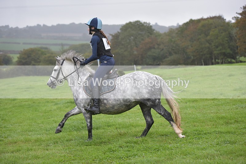 RAY_9198 - Class 1: 65cm: Ski Jump