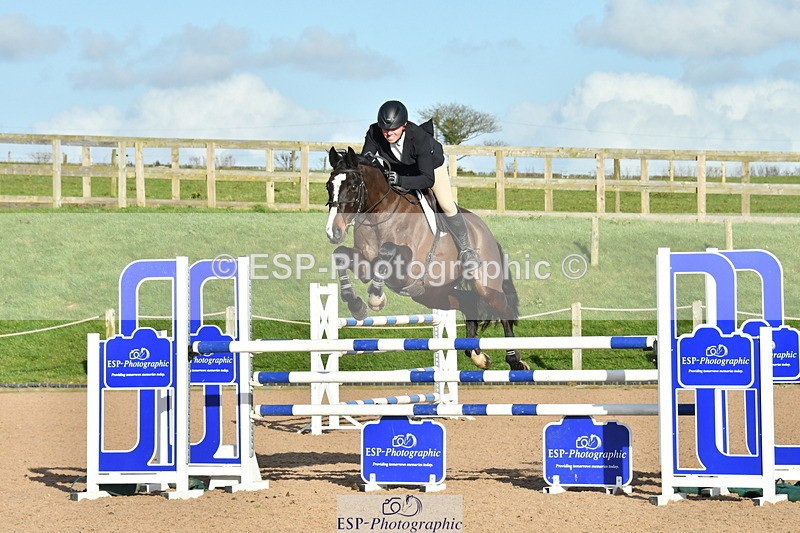 240306A-155920-02304 - Cls 5 Foxhunter and 1.20m Open