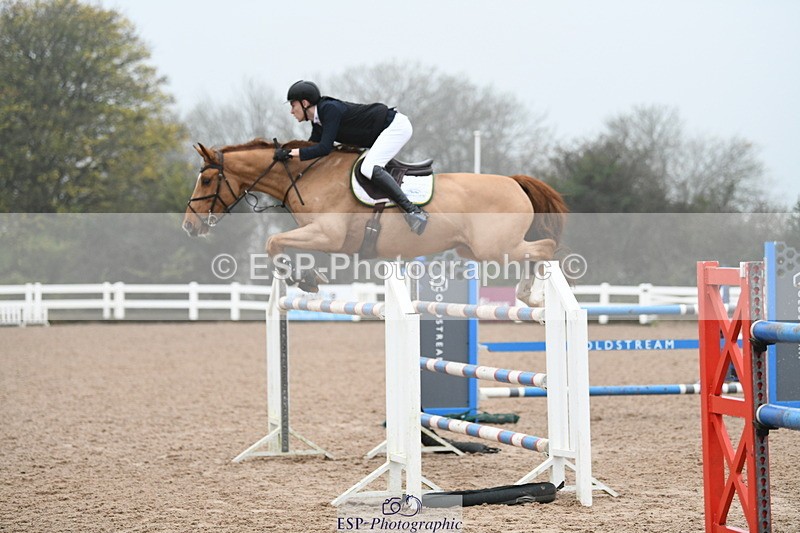 241103A-140504-08373 - SUN Cls 22 Blue Chip Performance Jump Off